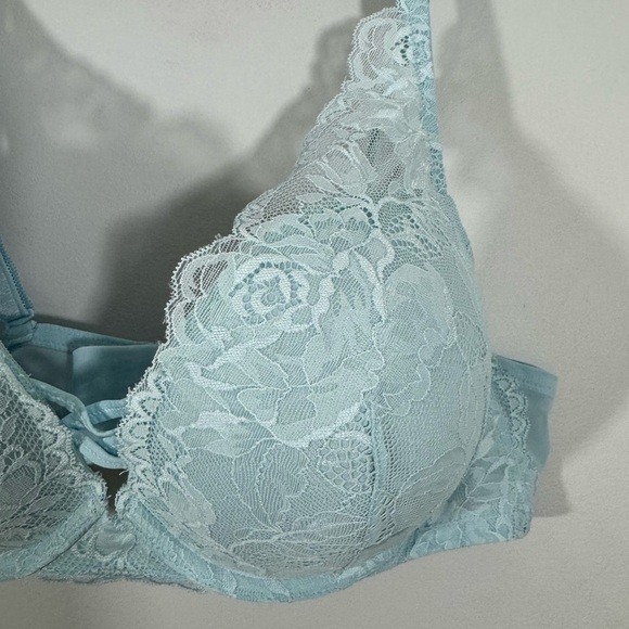 Beautiful Torrid Dusty Blue Lace Underwire Bra - Picture 4 of 10